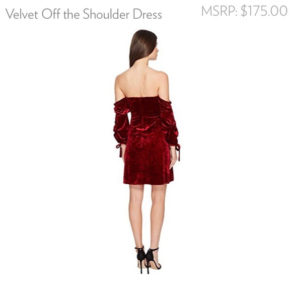 Romeo & Juliet velvet off the shoulder dress Small - Picture 2 of 8